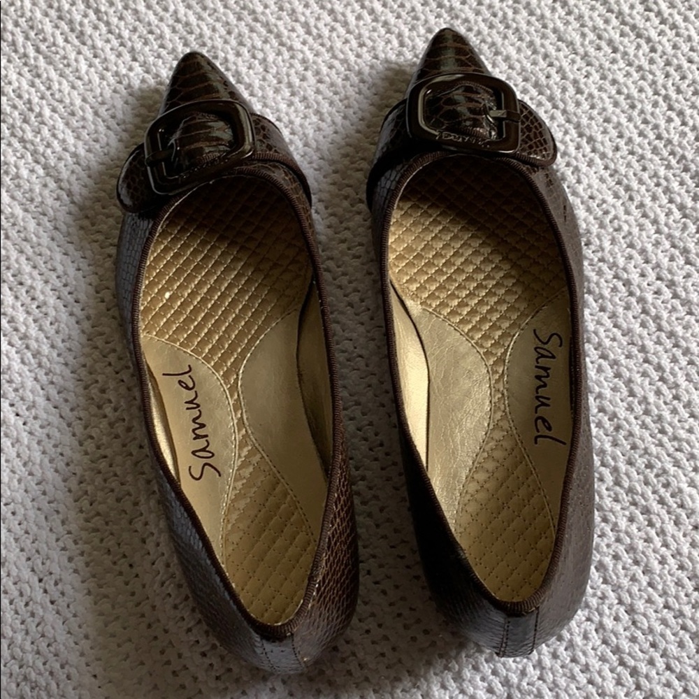 Shoes - Picture 3 of 5